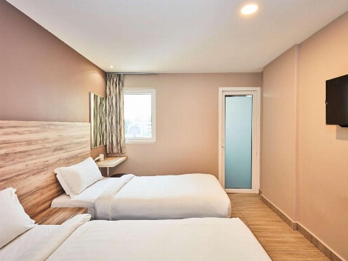 ibis budget Singapore Crystal image 25